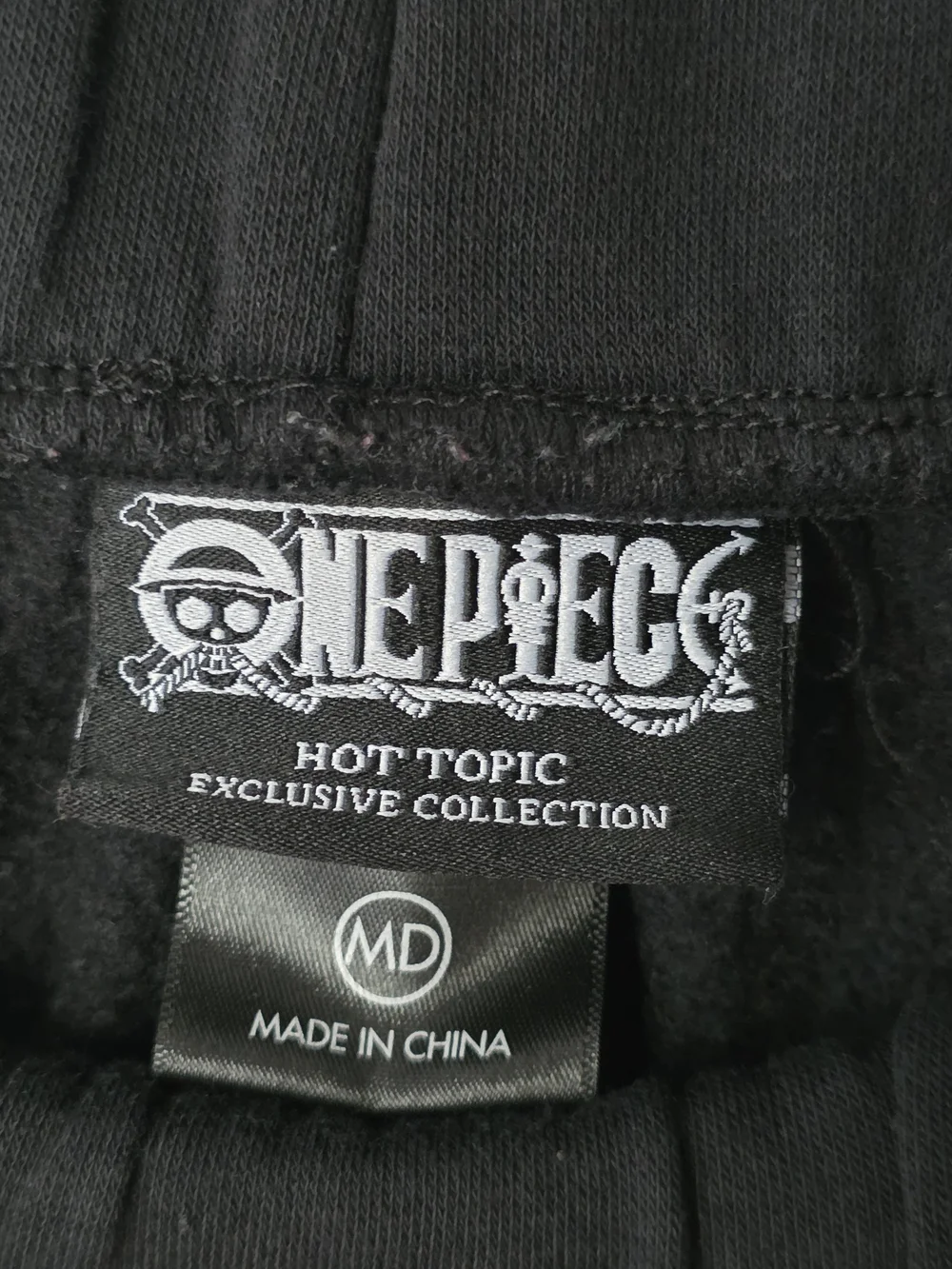 One Piece x Hot Topic Four Emperors Wanted Poster Joggers